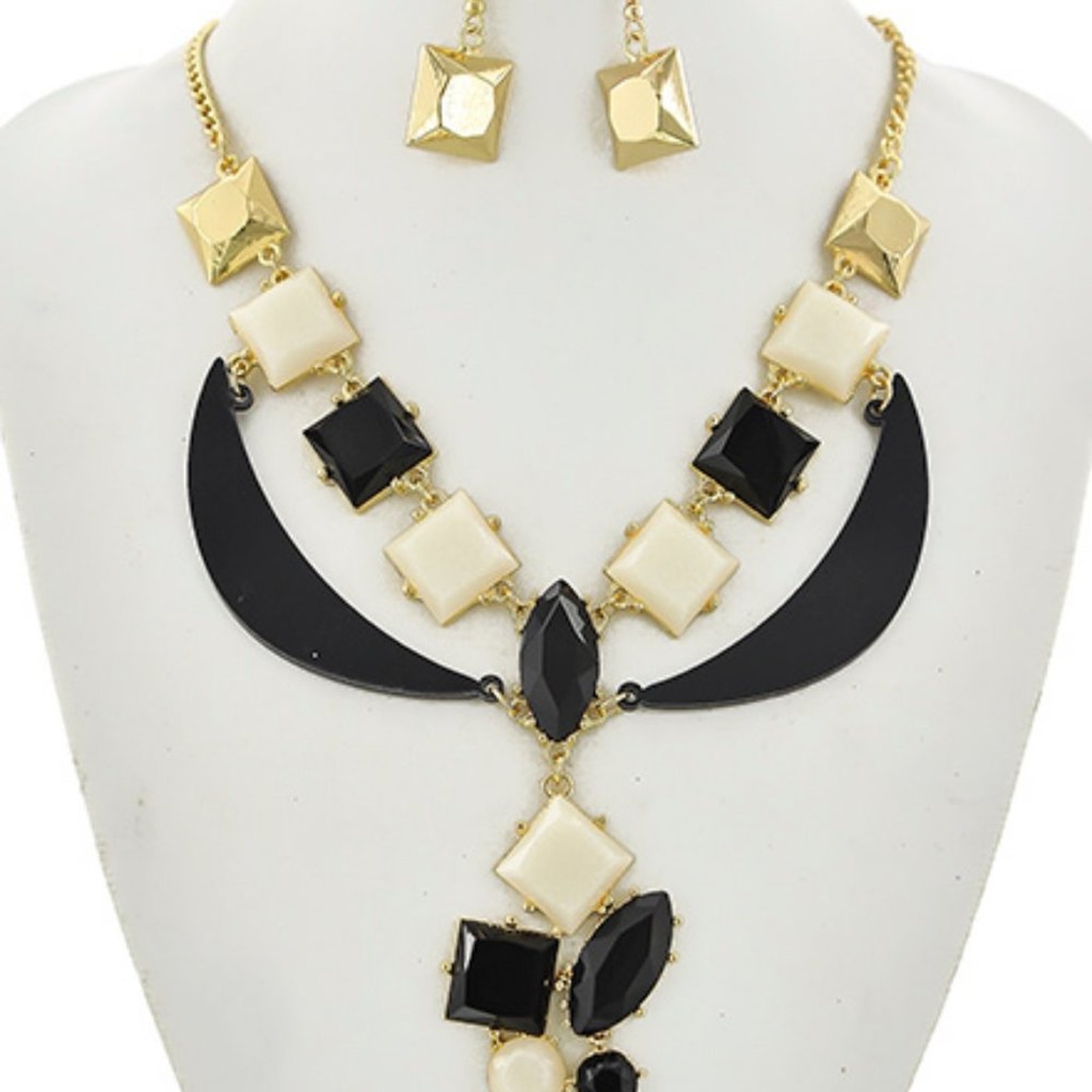 Pendant Statement Necklace & Earring Set